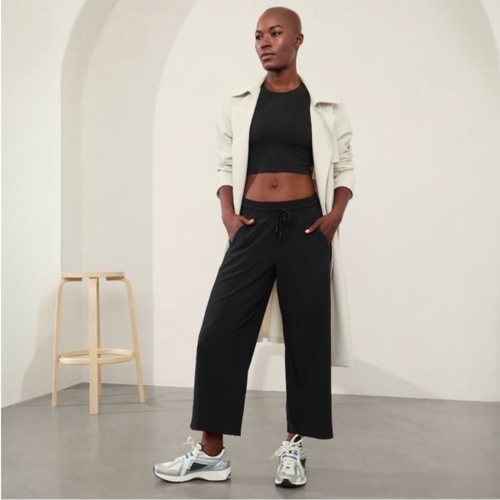 Athleta Avenue Wide Leg Crop Pant